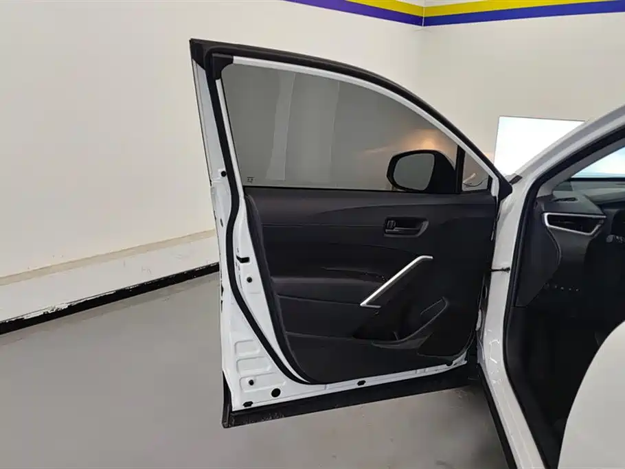Toyota Corolla Cross 2024 2.0L Elite Edition фото 7