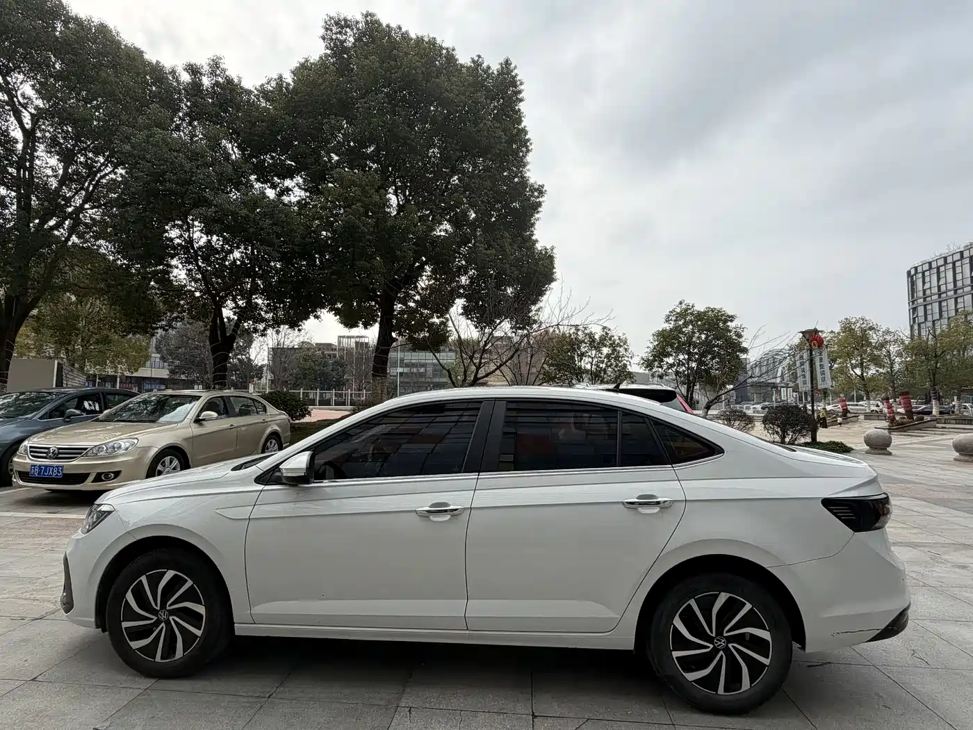 Volkswagen Lavida 2023 Xinrui 1.5L Auto Xinyi Edition фото 2