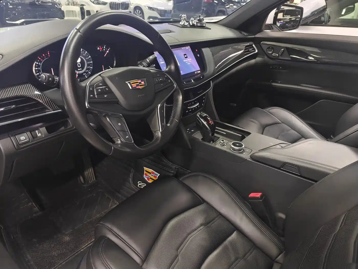 Cadillac CT6 2020 28T Leading Sport фото 12