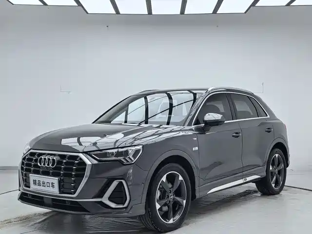 Audi Q3 35 TFSI, Стиль Драйв