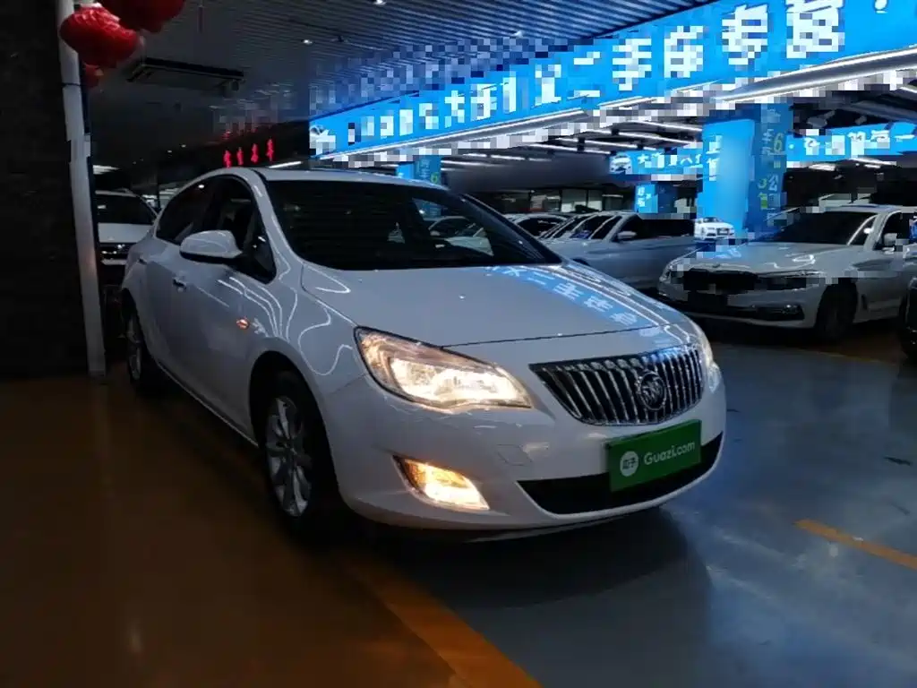 Buick Excelle 2014 XT 1.6L Automatic Fashion фото 4