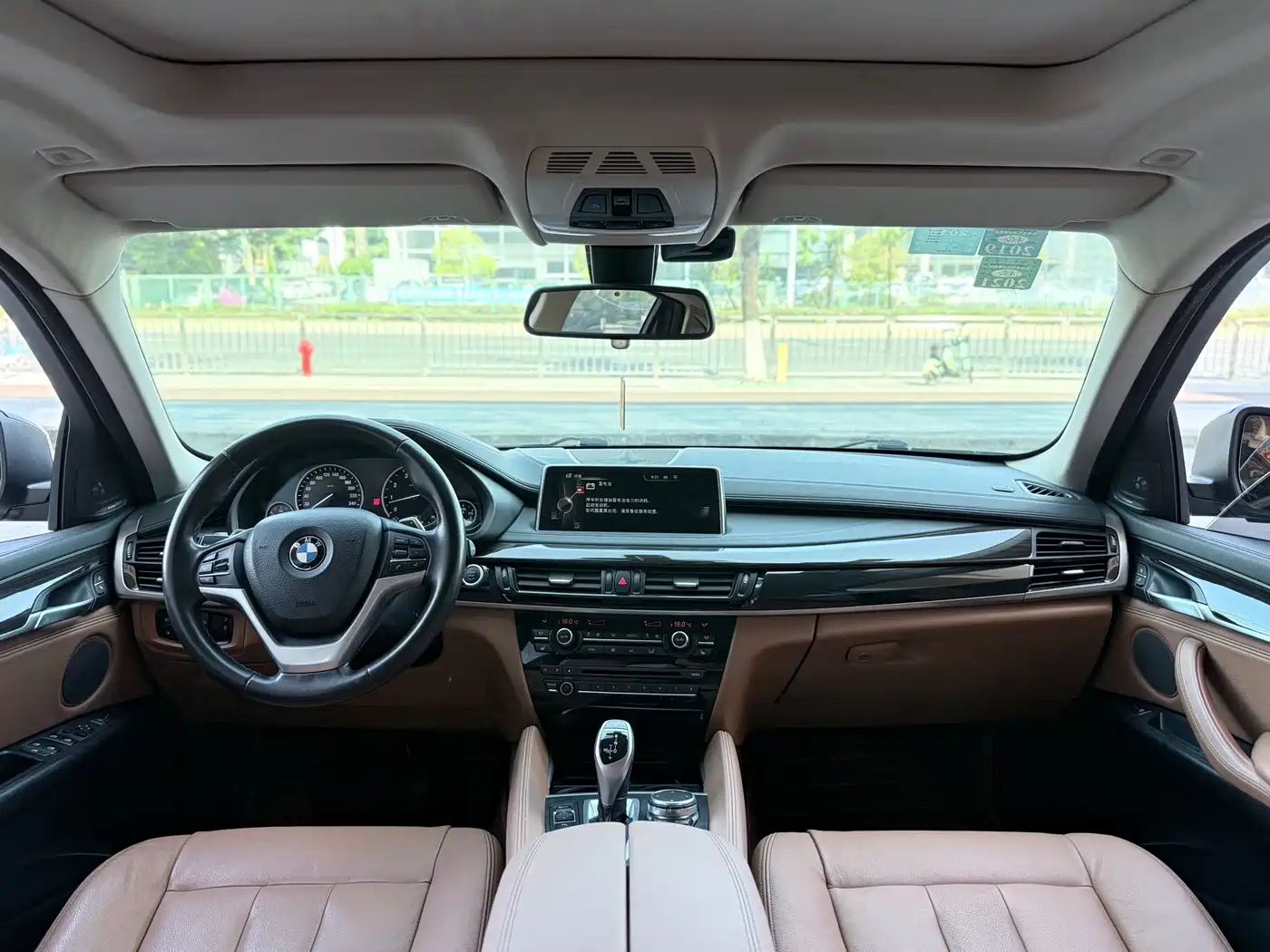 BMW X6 2015 xDrive35i Luxury Model фото 6