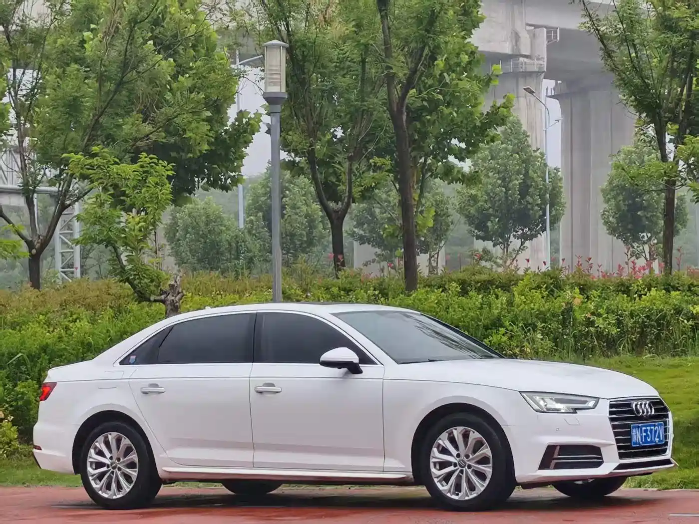 Audi A4L 2019 40 TFSI Progressive (China VI) фото 2