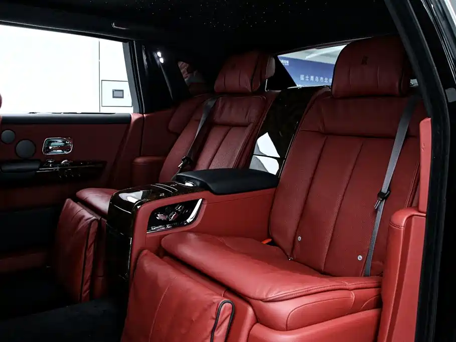Rolls-Royce Phantom 2022 2018 6.7T Long Wheelbase Version