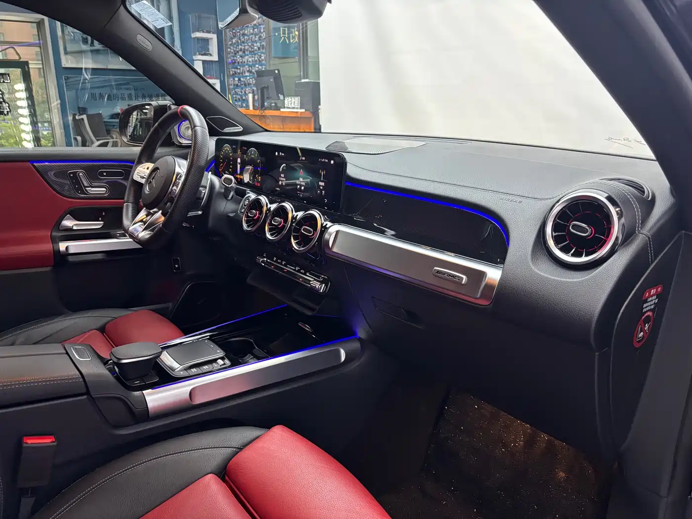 Mercedes-Benz GLB AMG 2023 Model AMG GLB 35 4MATIC фото 7