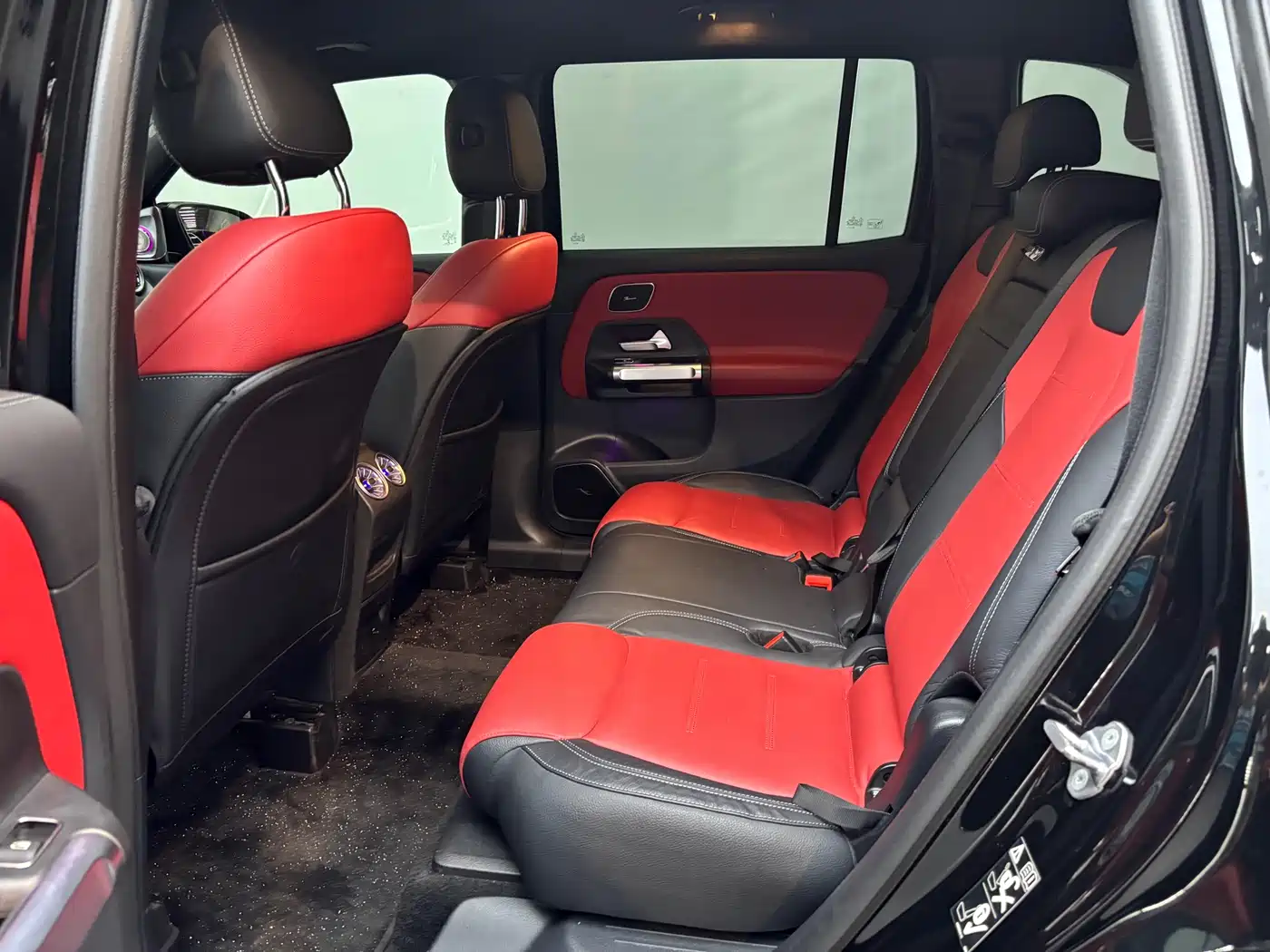 Mercedes-Benz GLB AMG 2023 Model AMG GLB 35 4MATIC фото 6