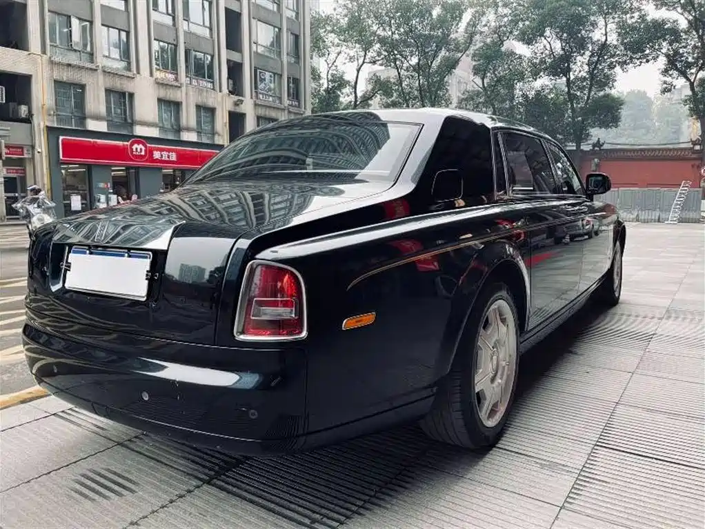 Rolls-Royce Phantom 2012 2006 6.7L Extended Wheelbase EWB
