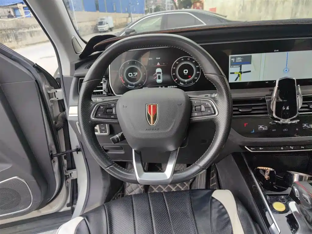 Hongqi HS5 2019 2.0T Smart Connect Enjoy Edition фото 3