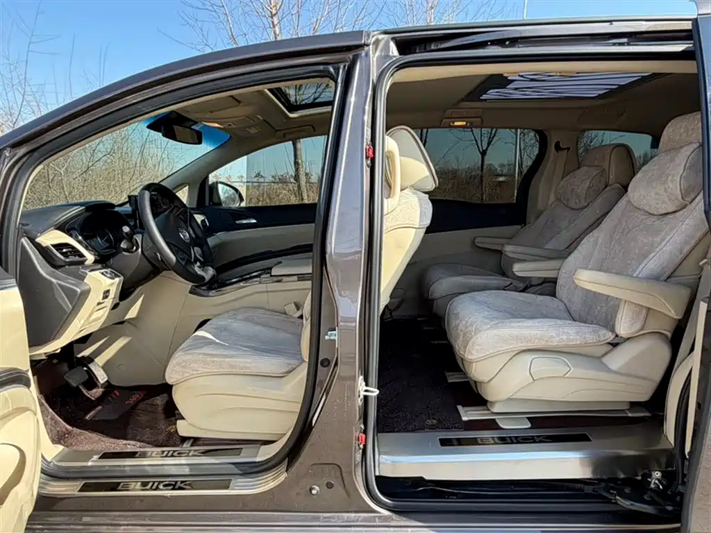 Buick GL8 2023 Land Business Class 652T Luxury фото 11