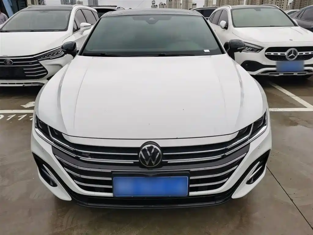 Volkswagen FAW-Volkswagen CC 2024 380TSI Eye-catching Public Sharing Edition фото 3