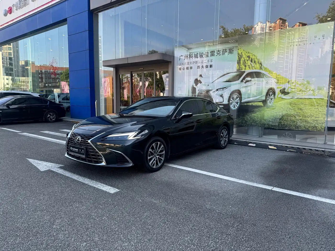 Lexus ES 2025 2025 300h Premium Edition