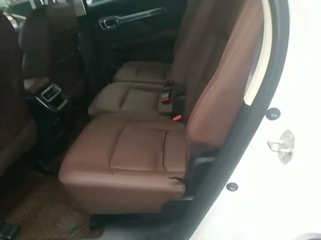 Geely Okavango 2022 2022 1.8TD DCT Luxury 7-Seater