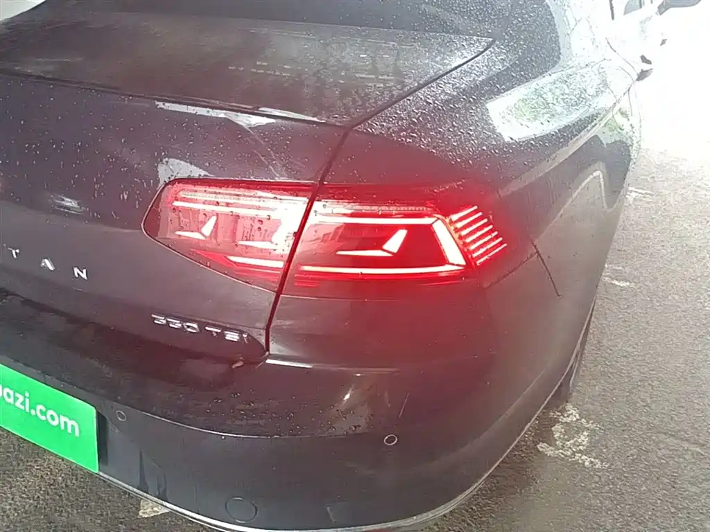 Volkswagen Magotan 2020 330TSI DSG Leading фото 8