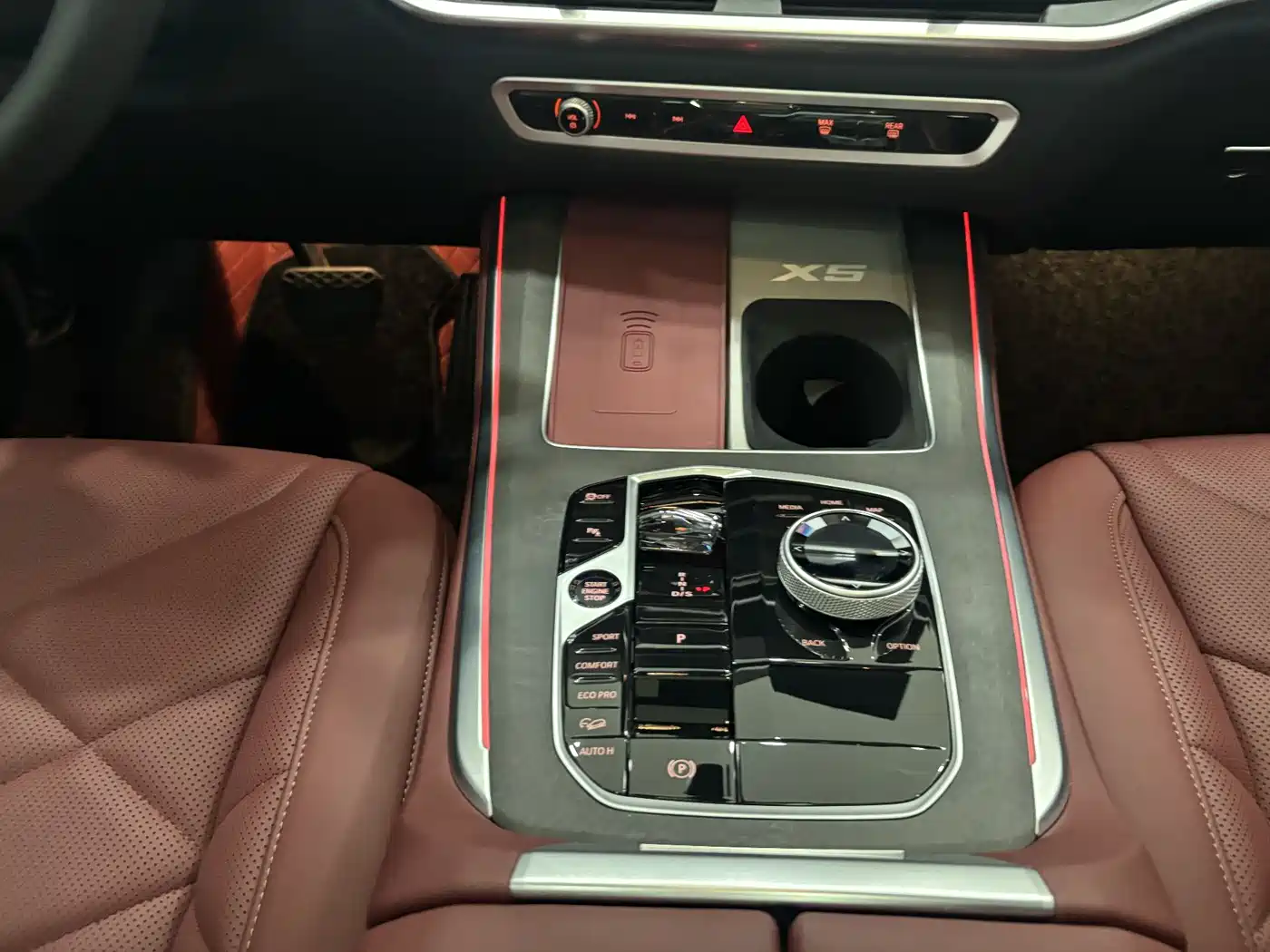 BMW X5 2025 Model xDrive 30Li Exclusive M Sport Blackout Package фото 20