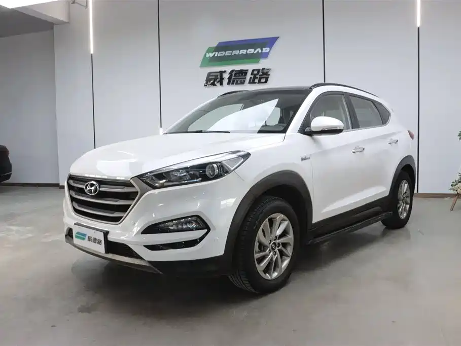 Hyundai Tucson 2015 1.6T Dual Clutch 2WD Smart
