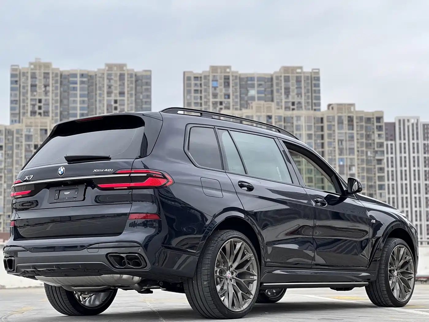 BMW X7 2023 xDrive40i Executive M Sport Package фото 11
