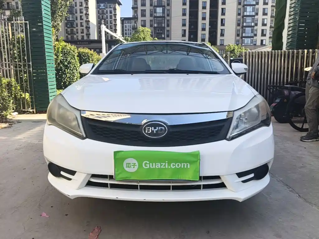 Фото 3 - BYD F3