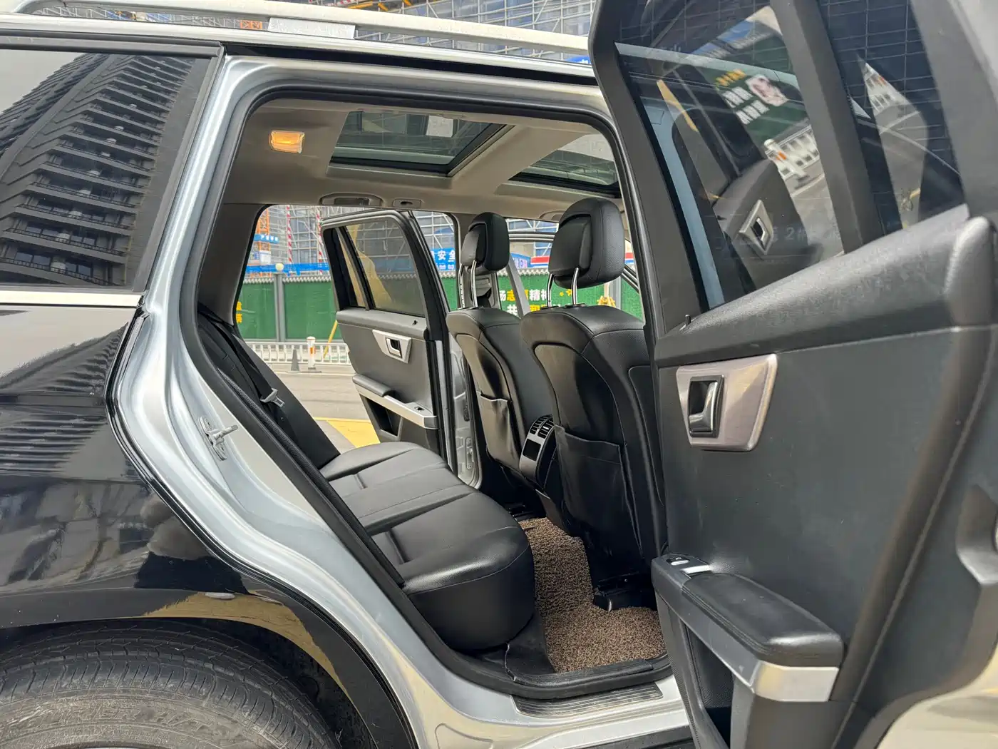 Mercedes-Benz GLK-Class 2012 Model GLK 300 4MATIC Luxury фото 13
