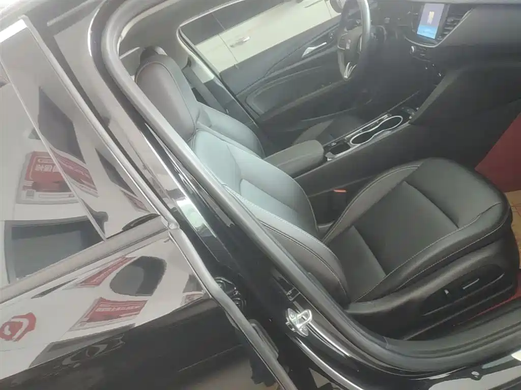 Buick Regal 2024 25T Ultra Comfort Edition фото 25