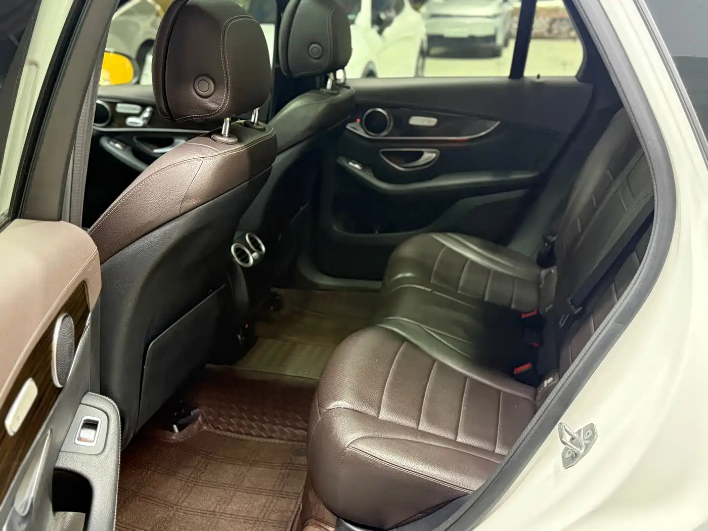 Mercedes-Benz GLC 2019 GLC 260 L 4MATIC Dynamic фото 15