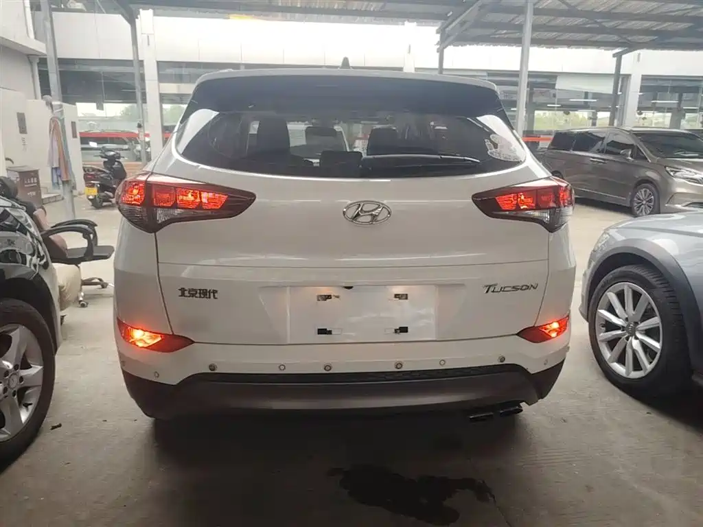 Hyundai Tucson 2015 1.6T Dual Clutch 2WD Smart фото 6
