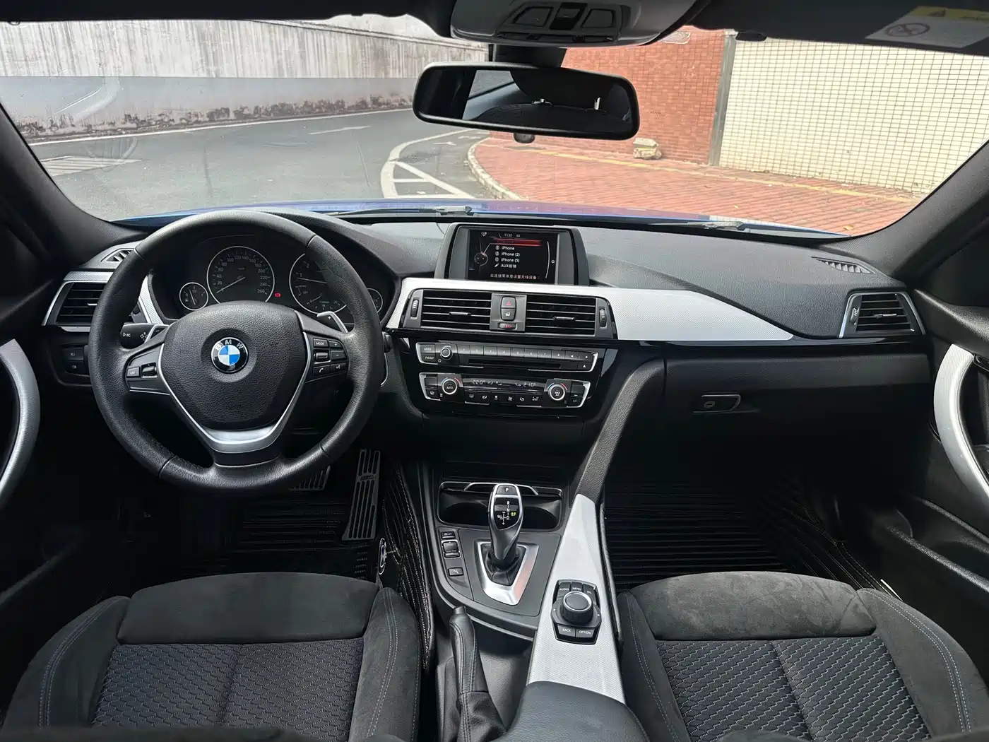 BMW 3 Series 2017 320i M Sport фото 9