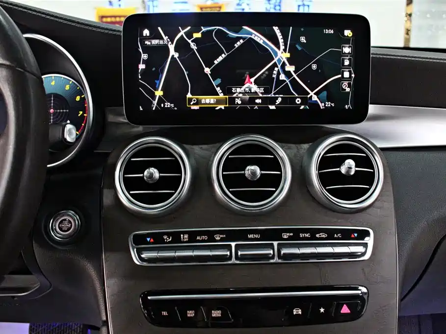 Mercedes-Benz GLC 2020 GLC 260 L 4MATIC Luxury фото 7