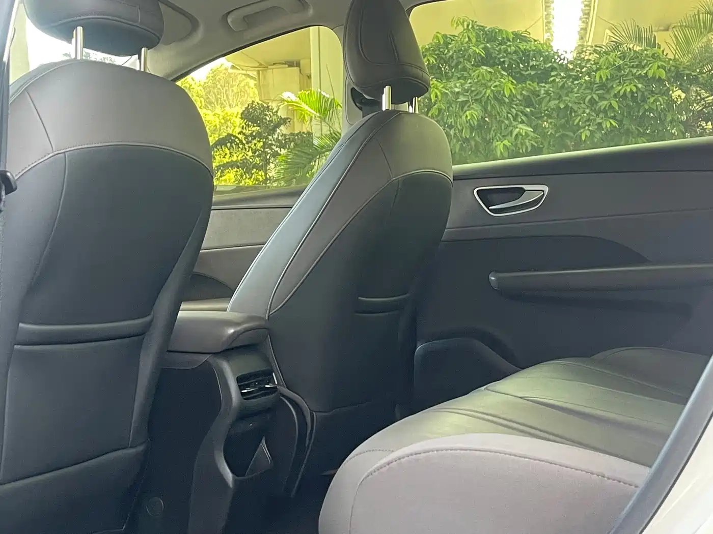 Roewe D6 2025 2025 Model 450km Premium Edition