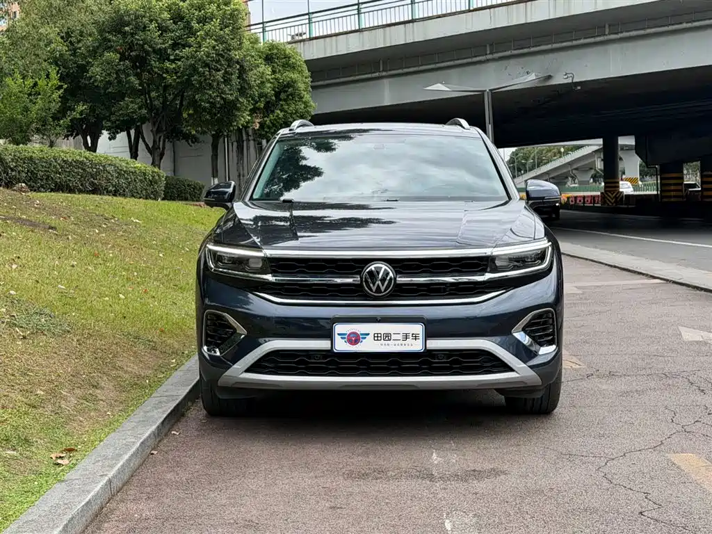 Volkswagen Talagon 2021 330TSI 2WD Luxury Premium Edition фото 2