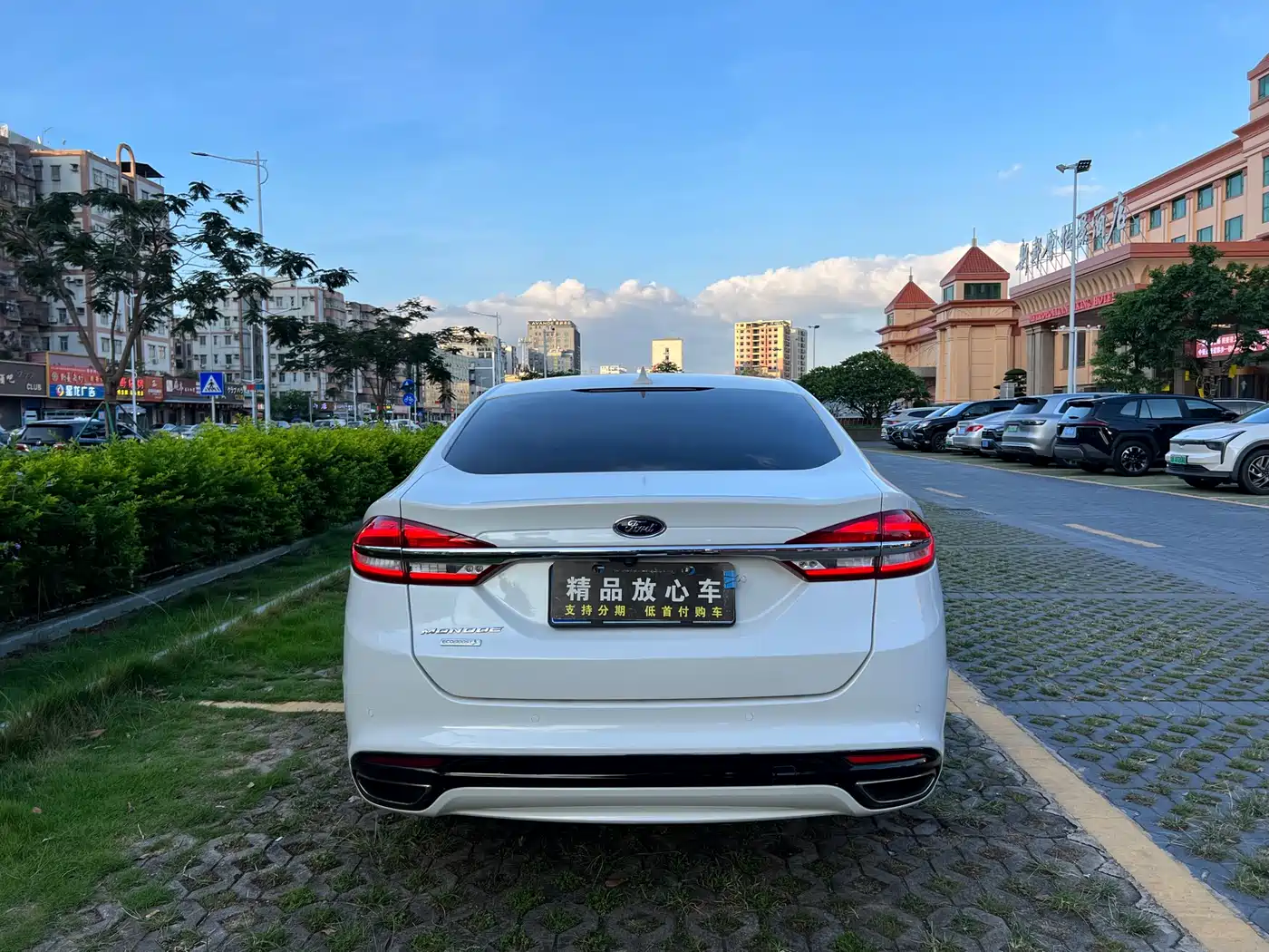 FORD MONDEO