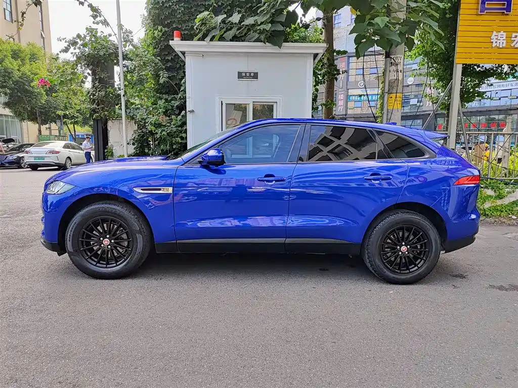 Jaguar F-PACE 2017 2018 2.0T 2WD Urban Premium Edition