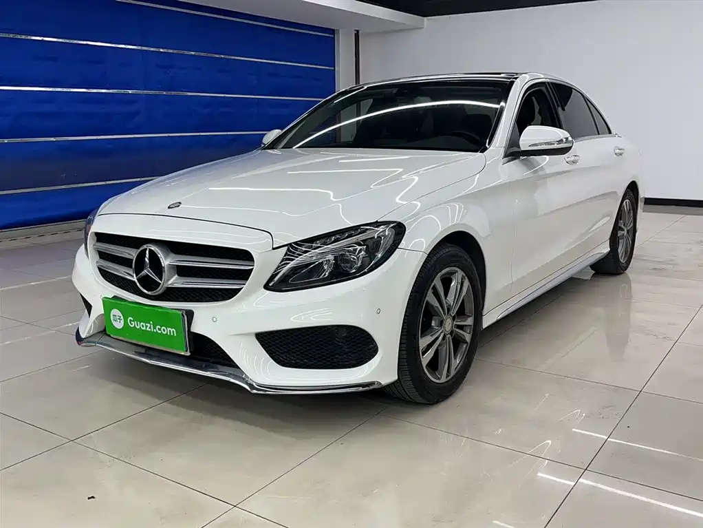 Mercedes-Benz C-Class 2015 Facelift C 200 L Sport фото 2