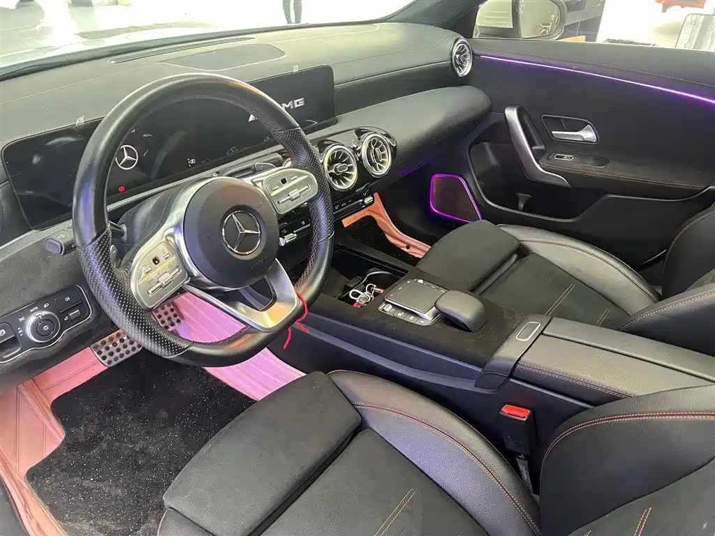 Mercedes-Benz CLA (Import) 2021 CLA 200 фото 5