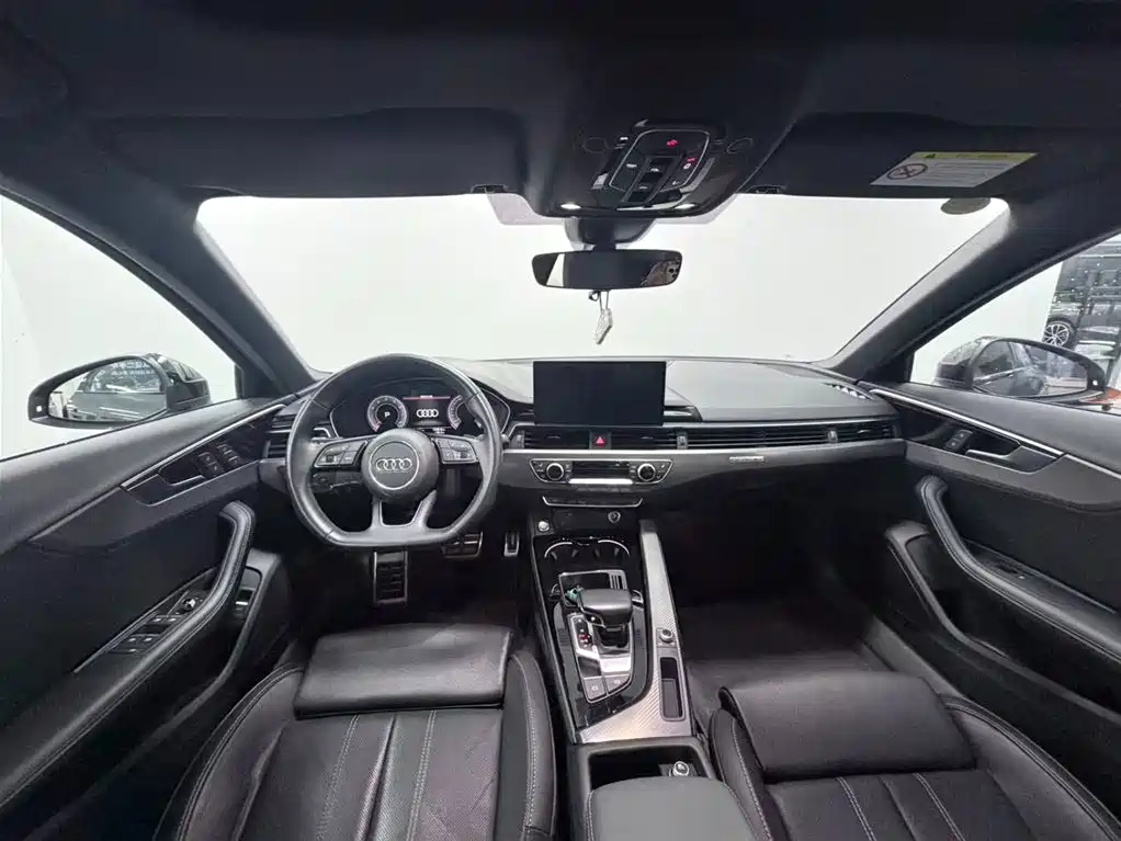 Audi A4L 2023 40 TFSI quattro Luxury Sport фото 6
