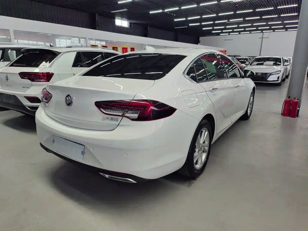 BUICK REGAL