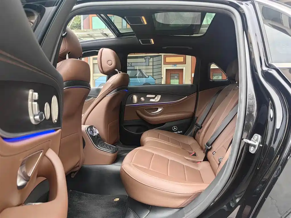 Mercedes-Benz E-Class 2021 E 300 L Luxury фото 15