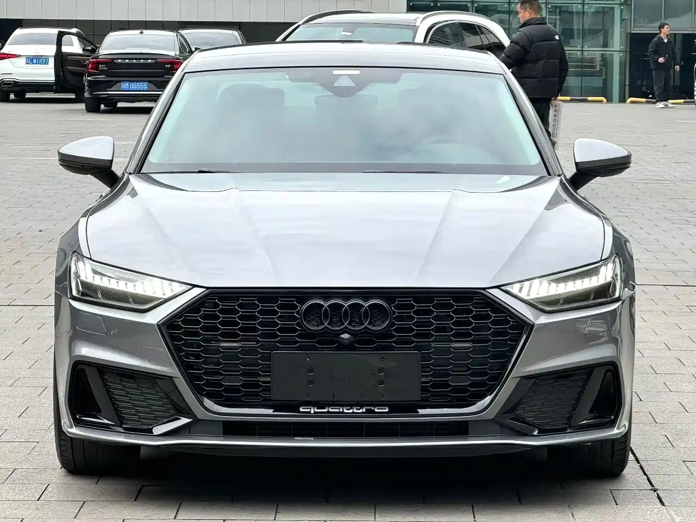 Audi A7L 2024 45TFSI quattro S-line Vision Edition Crystal Package фото 2