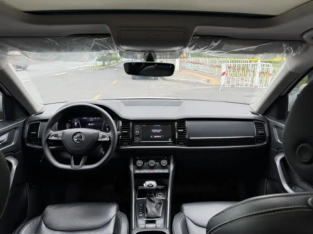 Škoda Kodiaq 2019 Facelift TSI330 7-Seater 2WD Luxury Premium Edition China V фото 14