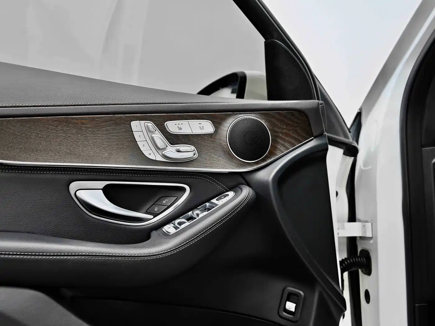 Mercedes-Benz GLC 2020 GLC 300 L 4MATIC Dynamic фото 22