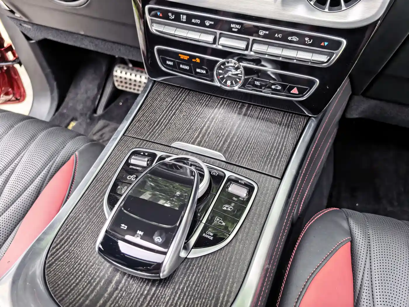 Mercedes-Benz G-Class AMG 2022 AMG G 63 фото 28