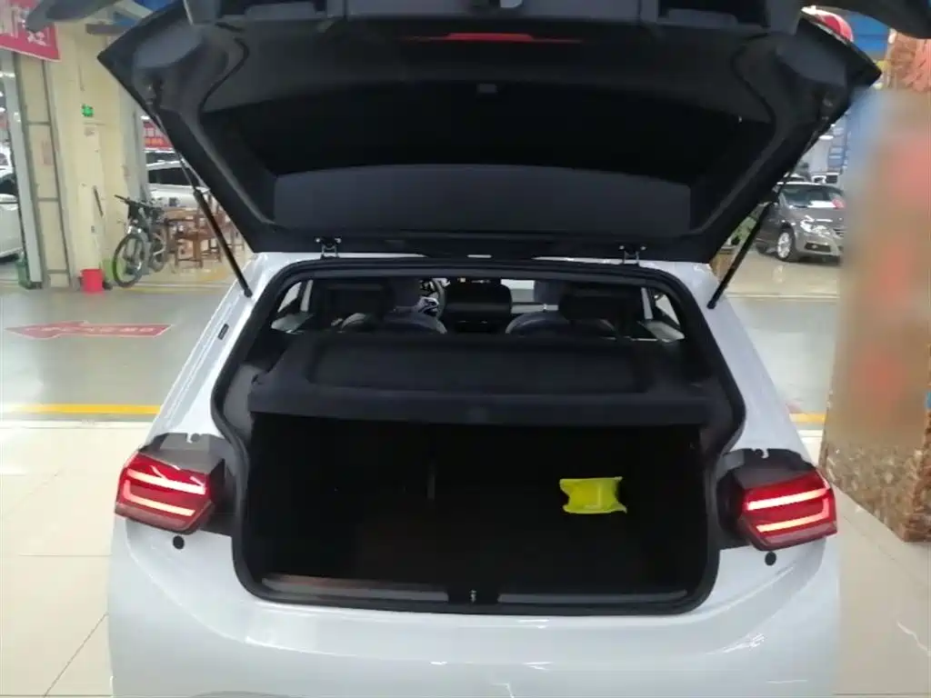 Volkswagen ID.3 2024 Pure Smart Edition фото 19