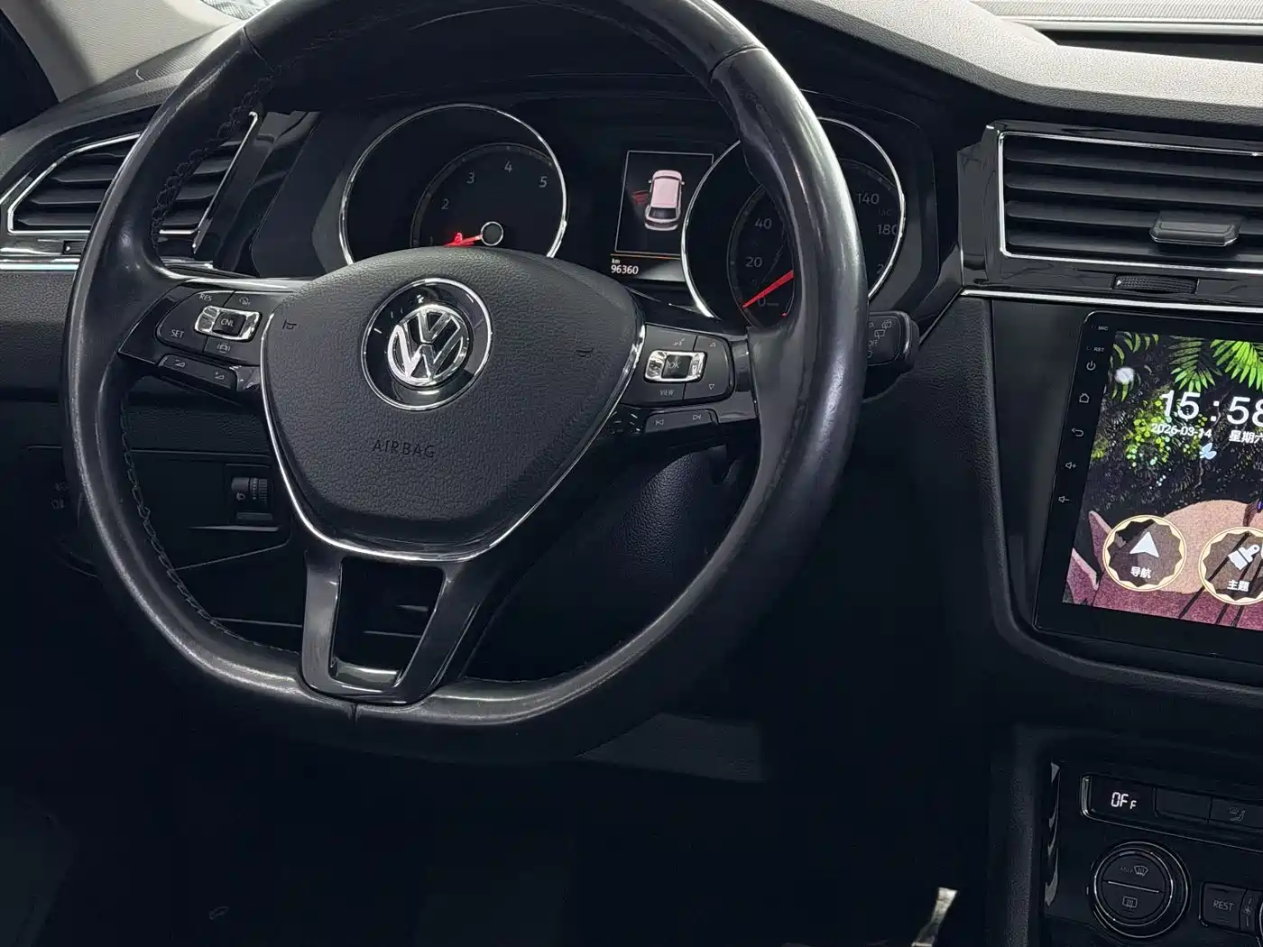 Volkswagen Tiguan L 2019 330TSI Automatic 2WD Panorama Comfort Edition China VI фото 19