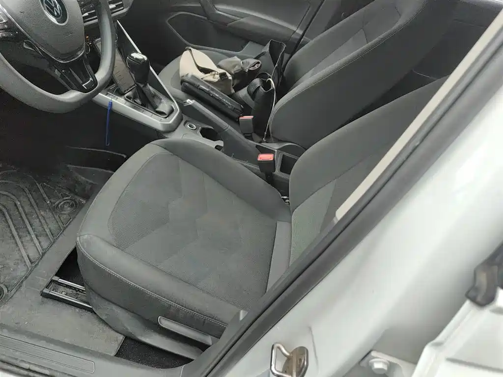 Volkswagen Polo 2023 Facelift Plus 1.5L Auto Joyful Living Edition фото 15