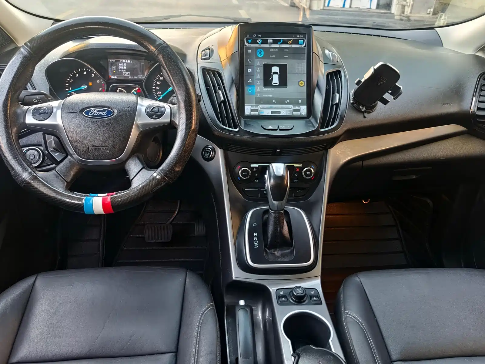 Фото 7 - Ford Kuga