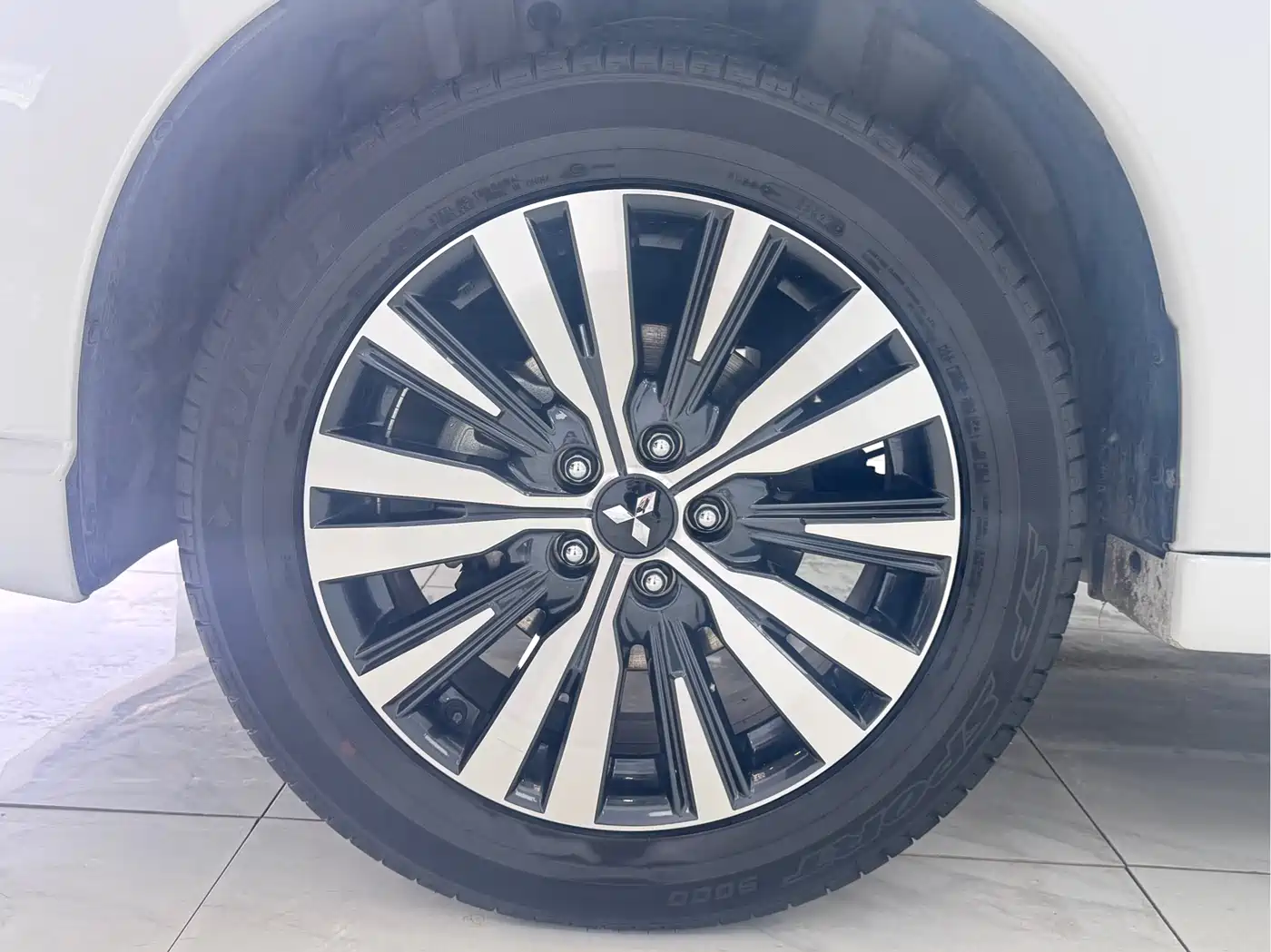 Mitsubishi Outlander 2021 2.0L 2WD Smooth Ride Version 5-Seater фото 16