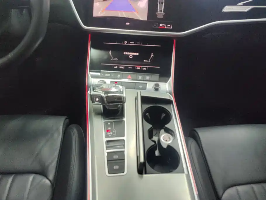 Photo 16 - Audi A6L