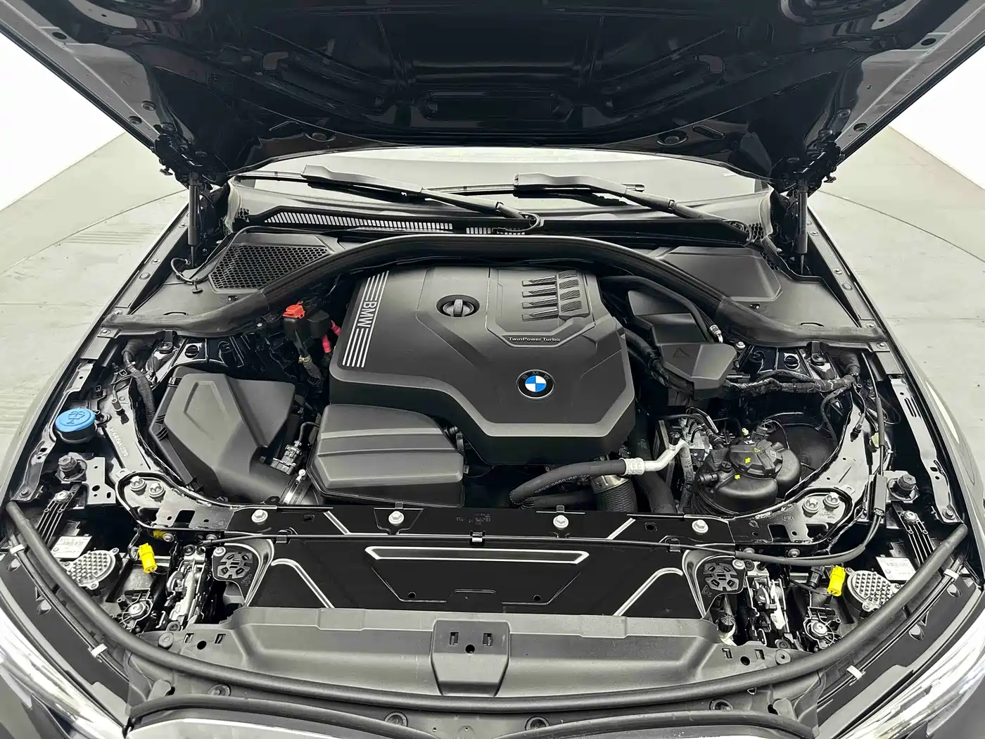 BMW 3 Series 2022 Facelift 320Li M Sport Package фото 19