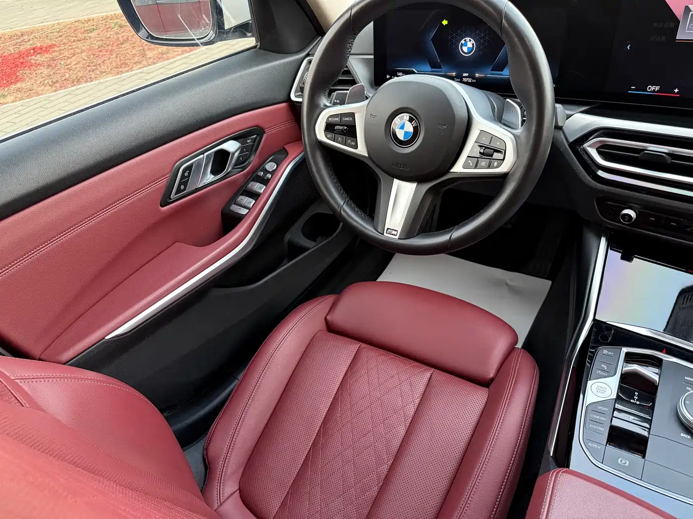 BMW 3 Series 2024 320i M Sport Package фото 15