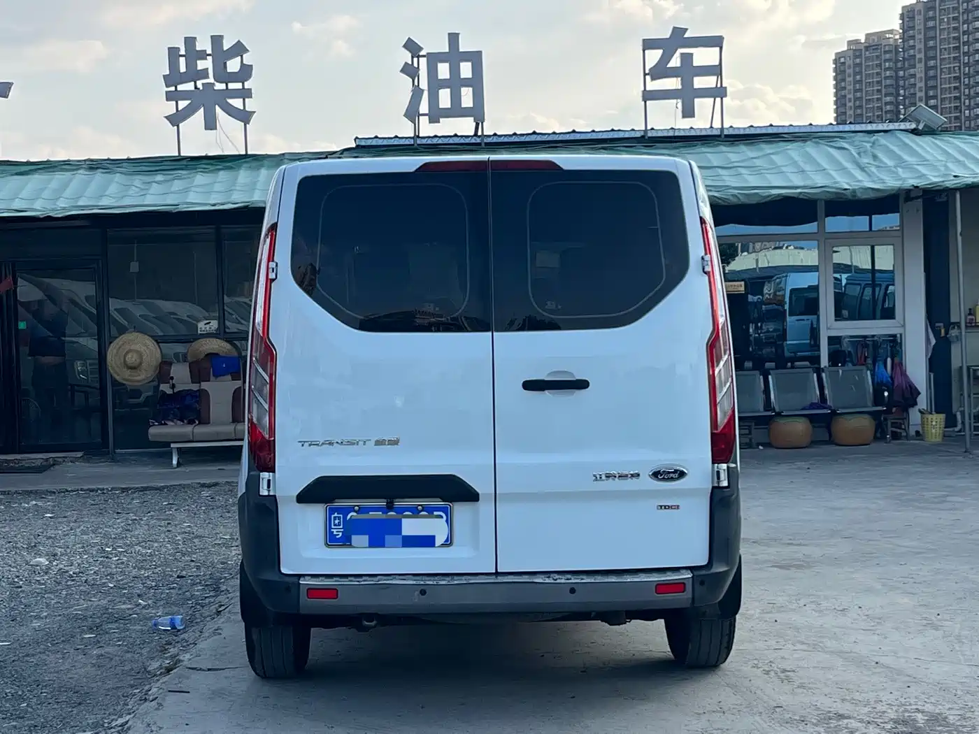 Ford Transit 2021 2019 2.0T Diesel Business Travel Short Wheelbase Low Roof 7-seater China VI