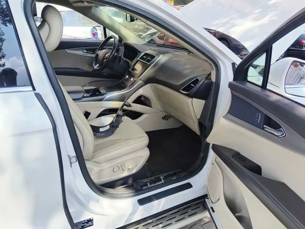 Lincoln MKX 2017 2015 2.0T 2WD Premium Edition